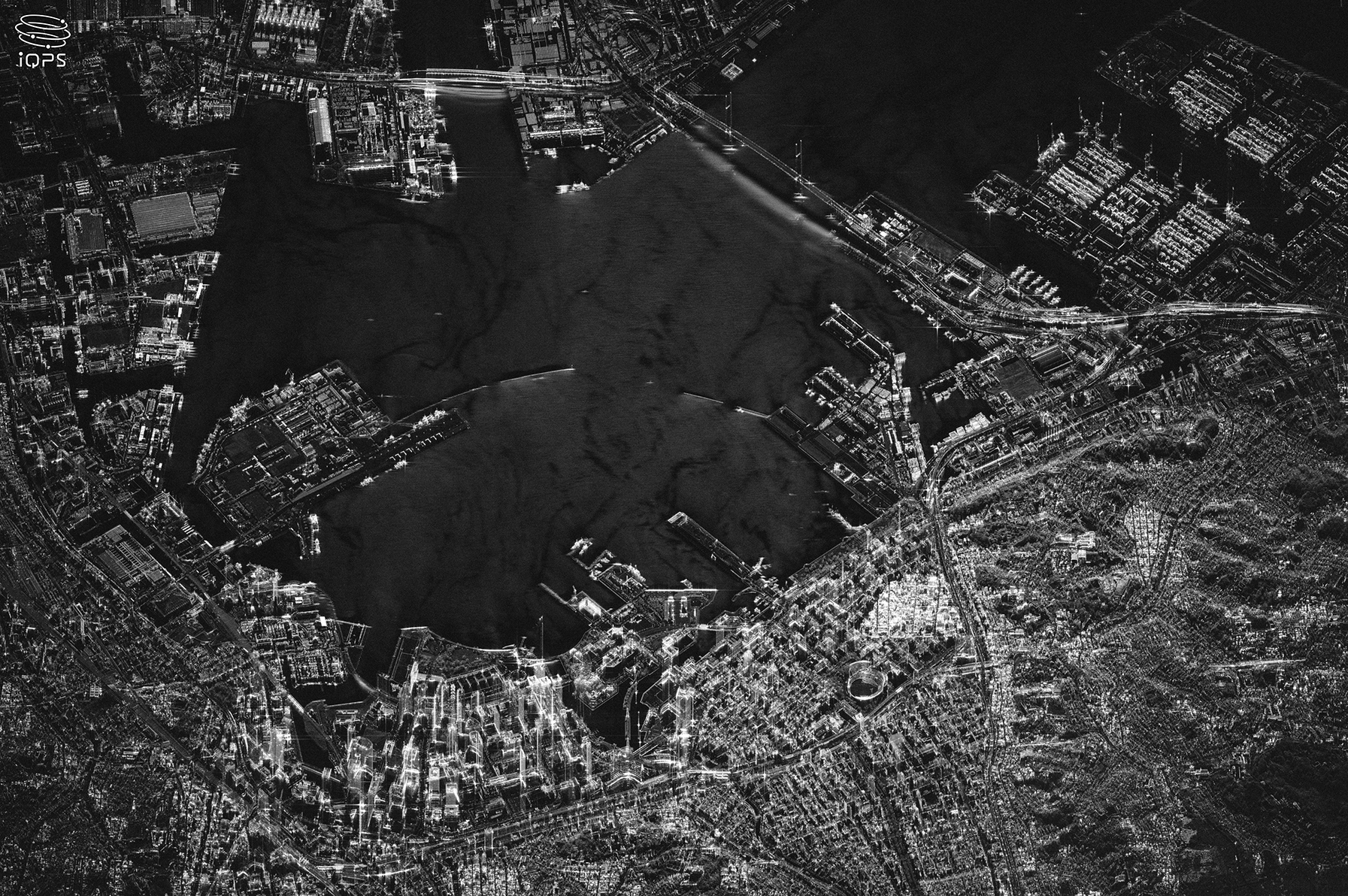 「アマテル-III」衛星によるSAR画像（横浜）